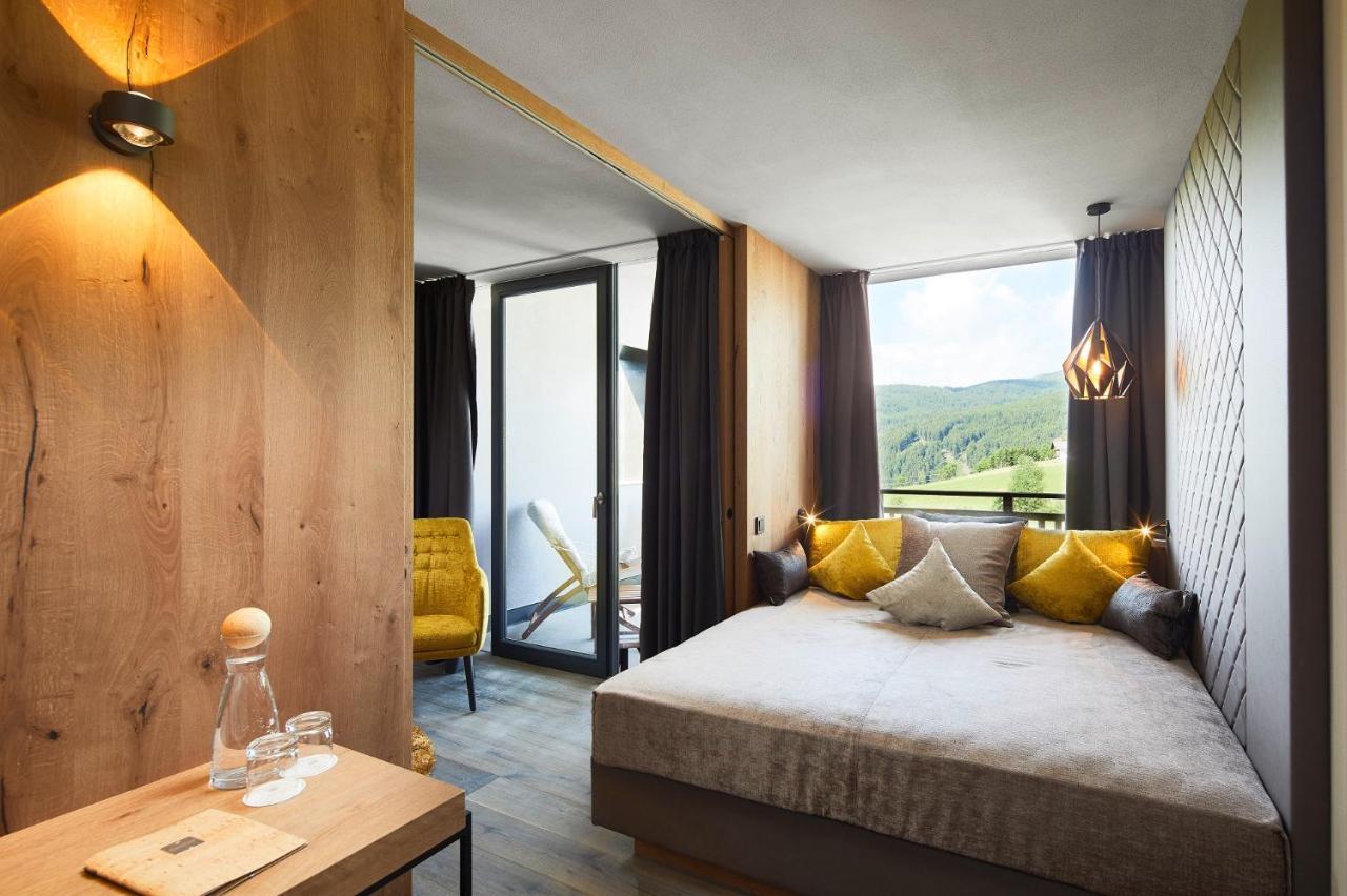 Hotel Sonnenberg Panorama Dolomites Wellbeing Maranza Esterno foto