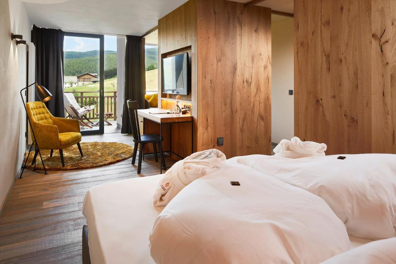 Hotel Sonnenberg Panorama Dolomites Wellbeing Maranza Esterno foto
