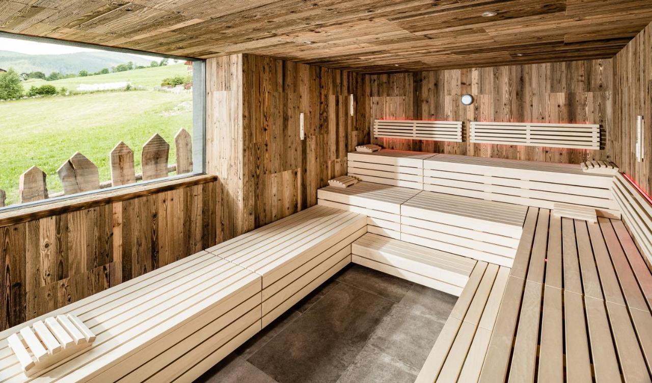 Hotel Sonnenberg Panorama Dolomites Wellbeing Maranza Esterno foto